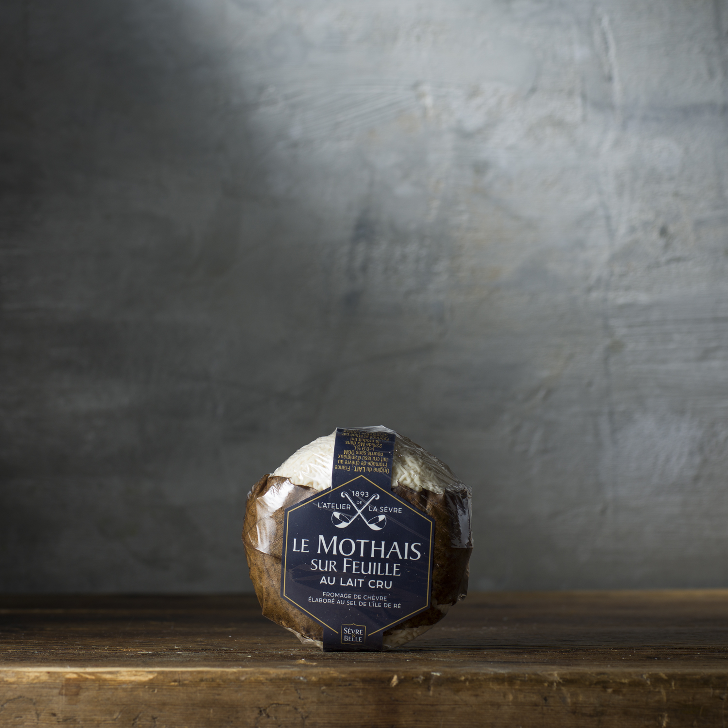 Mothais sur feuille AOC