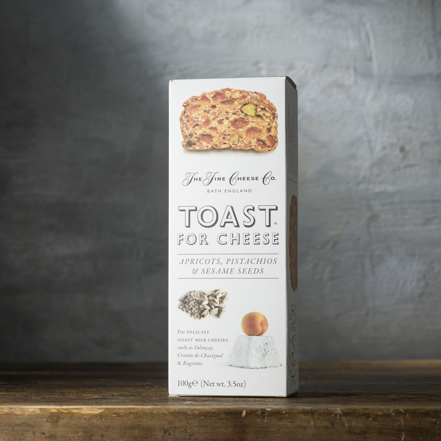 Toast for cheese aprikos